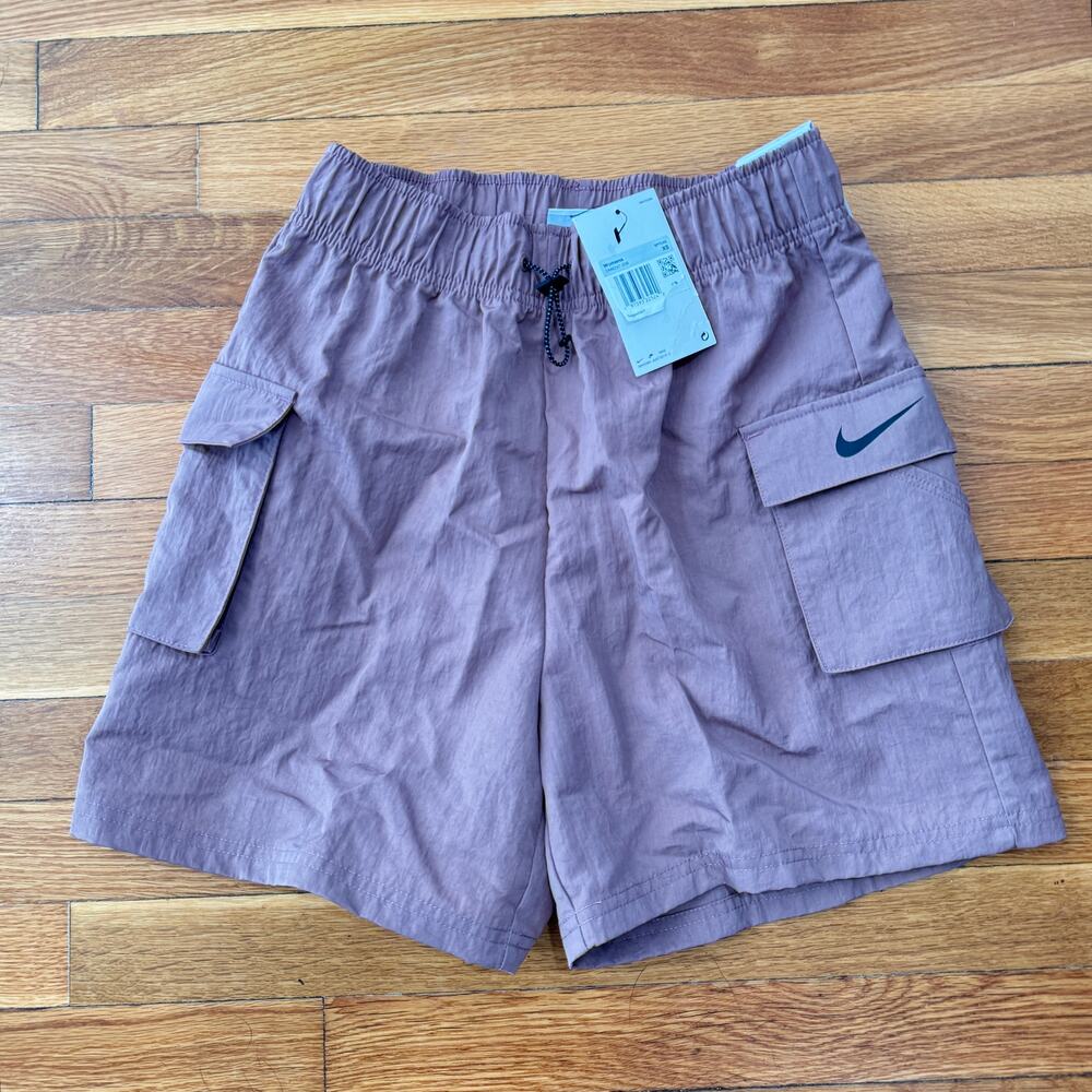 Nike High Rise Shorts Womens XS Smokey Mauve Woven Nylon Baggy Fit NWT